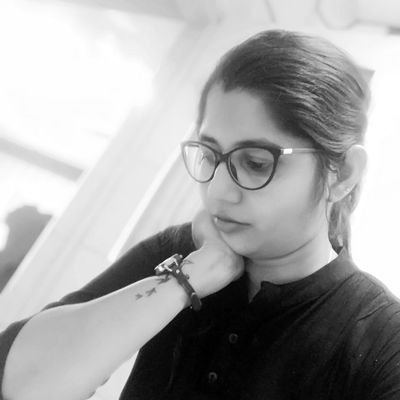 Nidhi13527602's profile picture. Banker.