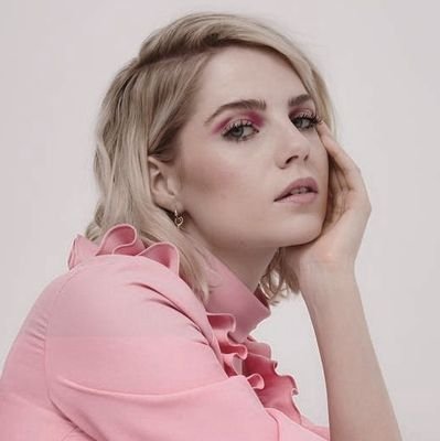 daily pictures, videos & updates of the english-american actress lucy boynton | owner: @ginastiebitz