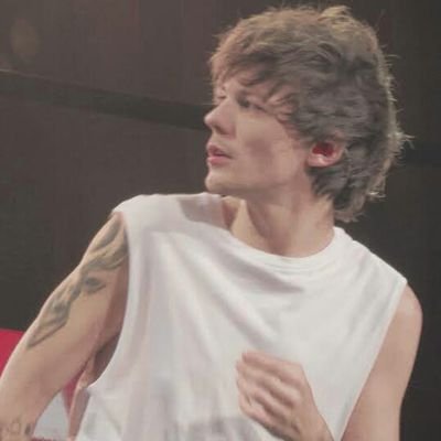 M4LIKP0RR0's profile picture. ,,,louis es feliz yo soy feliz