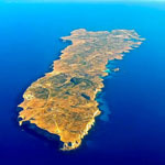 Diario da Lampedusa. il governo regionale siciliano ha deciso di istituire un presidio permanente sull'isola per seguire l'emergenza sul posto.