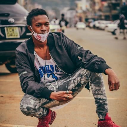 nizvy1's profile picture. @_ vyzelle...
you can take me out of the hood bt can't get the hood out of me!!!