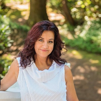 Owner Tranquility Skin Services, Farmington Ct. Makeup Artist, Dana Bartone & Co