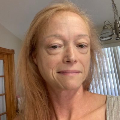 littleredchica2's profile picture. 