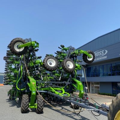 Director Boss Engineering Inverell, Passionate about Modern Manufacturing and Automation. Love everything to do with Agriculture.