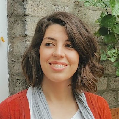 Learning to be a Front-End Developer
@familiacarpincho // education // family
Trying to change my life #womenwhocode