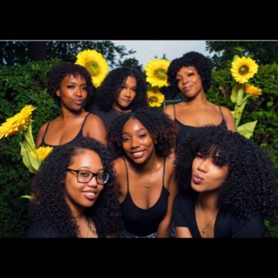 I make natural hair products that are completely cruelty free, organic & handcrafted w/ love 💕
