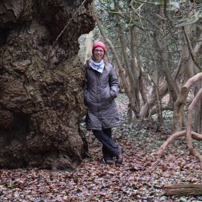 Teacher, Outdoor Maths Mastery Specialist, Forest School Leader,  TAGteacher, 
Clicker Trainer, Climate Activist, Learner... (she/her)