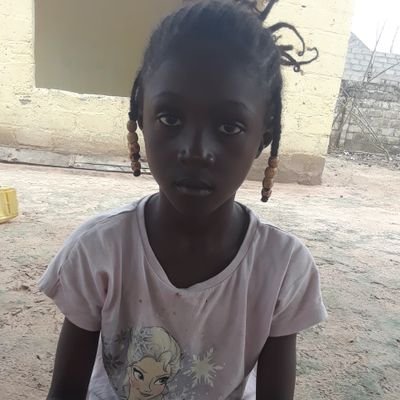 I am Tara Jassey from the smiling coast the Gambia. I am here to build friendship! I live together with our mom and the siblings..