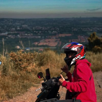 CrlMateo's profile picture. There comes a time when you meet someone and you just want to make them smile for the rest of your life.                 ig: crlmateo