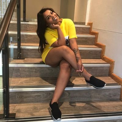 Ms_refentse's profile picture. I'm a God fearing young lady 
I'm a mom and I love it