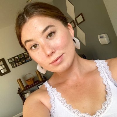 katiek71197's profile picture. 