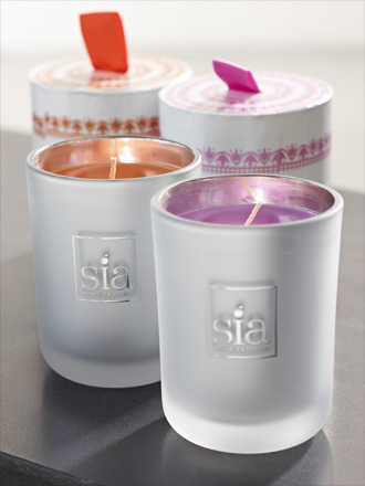 AshRidgeHome's profile picture. Ash Ridge Home Fashioms. Stockist of beautiful homeware and unique items from the designer Sia. Based in Swindon Wiltshire. Please check out our online shop.