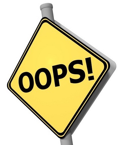 CommonErrors's profile picture. Twitter bot that tweets random common English errors each day every 4 hours. Made by @Relequestual