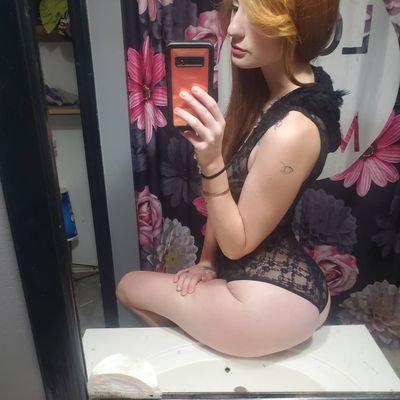 Queen22762101's profile picture. Hello! I have created thus page to promote my only fans https://t.co/z8XkMPaPc5

I take request so just give me a subscribe and shoot me a message 💋👅♥️