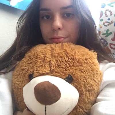 literallyqueen's profile picture. 🐉