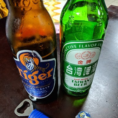 V230AMG's profile picture. 🎤🎸🎹🥁🎺🎷🏄‍♂️⚾️🤿🍺🍶🥃🍷🍽️🚙