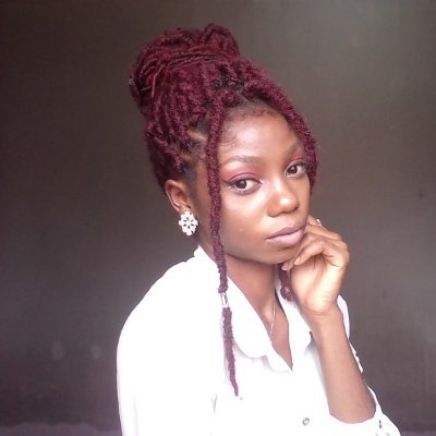 _Oziiii_'s profile picture. Tennis 🎾 
Graphic designer 😍
Ui/Ux designer 😘
Model🤗
