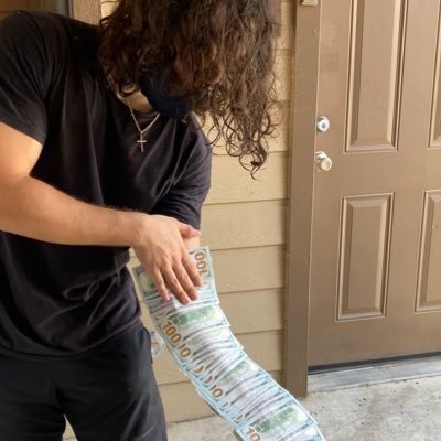 botdrops's profile picture. boats n hoes