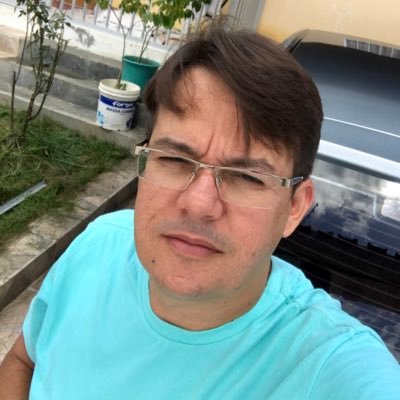 ClenioRufino's profile picture. A vida é feita de escolhas, e a qualquer momento você é obrigado a escolher o que seja certo ou errado.