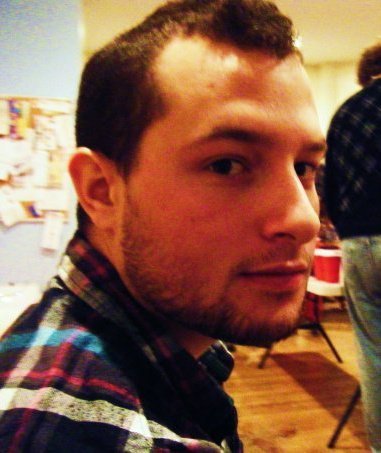 elisully's profile picture. 