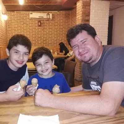 dumarbueno's profile picture. Me gusta leer, viajar y trabajar