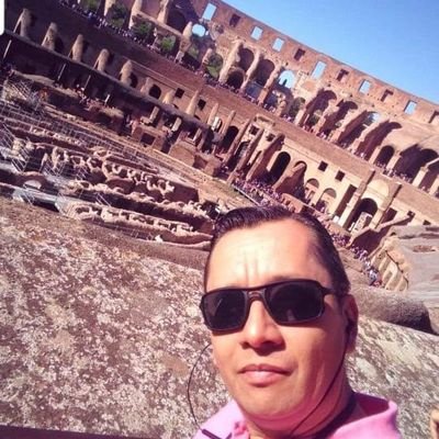 Empedredor, trabajador y feliz padre de familia.!! Hincha de Independiente Santa Fe. El Único Primer Campeón. Socio de Masmobile.