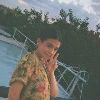 julia (@juliashiplett) 's Twitter Profile