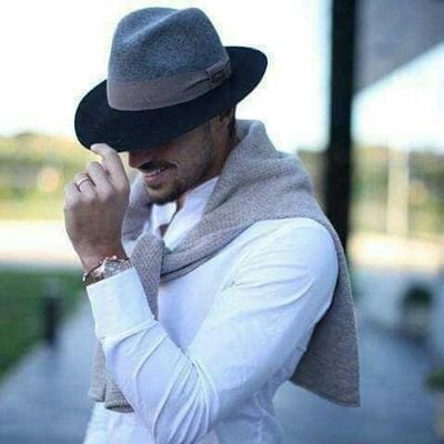 SerdarA16404447's profile picture. 