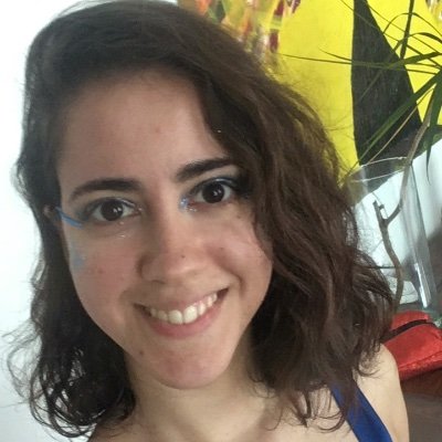 oliviafreire's profile picture. Um pezinho na exatas e o outro em humanas.