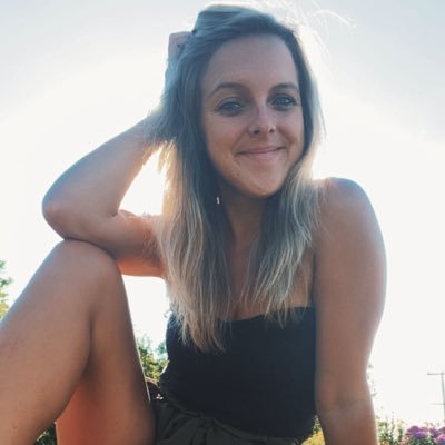 courtneybot23's profile picture. 26|HCS’13|Medical Administration 🏩 " In the end we only regret the chances we didn't take”