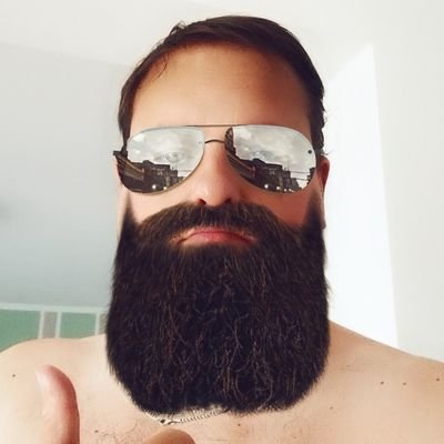 stariTata's profile picture. me myself and i