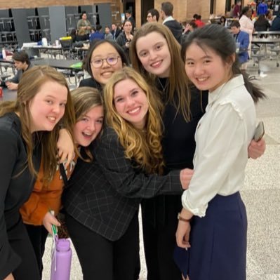 NCS Debater & Cheerleader, Fluent in Sass & Sarcasm, Cat Mom to Stella, Member of the FJ Cruiser Cult, Aspiring to be Elle Woods/Dolly Parton/RBG. SHE/HER/HERS