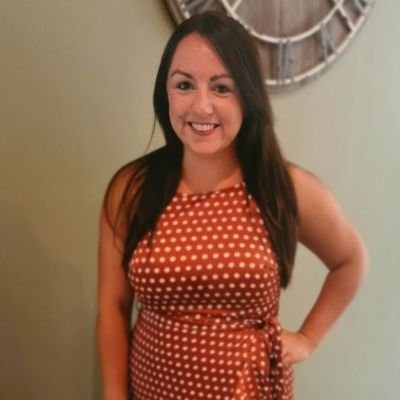 emma_hutcheson_'s profile picture. 