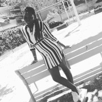 @lia blinks (@owusu_schneider) 's Twitter Profile