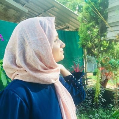 MumthzM's profile picture. Be a grl wId a mind, Bitch wId an attitude and lady wId class🔥