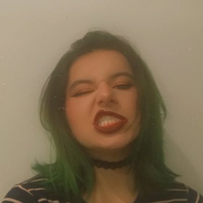 IzzyAmrin's profile picture. i think my tweets are funny but idk man