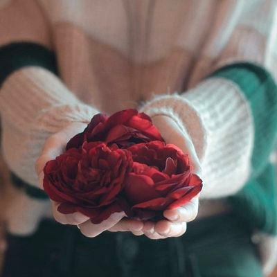 أطفالي جعلتكم في ودائع الرحمن وفي قلبي❤
rafef💞anmar💞eyad