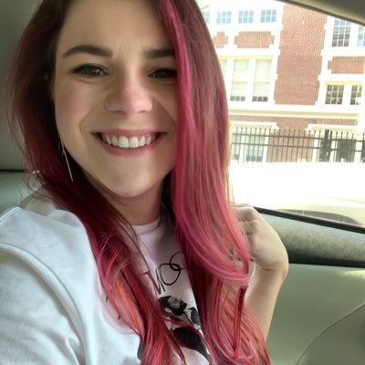 Molly_Schlade's profile picture. “Be a thinker not a stinker.”