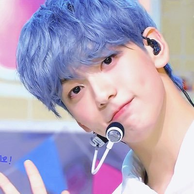 dnQ2fAa2rDVY6km's profile picture. 