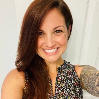 👩🏻🔬 AP Chemistry Teacher, Reader, and Consultant 🧪ChemEdX. AMTA. POGIL. AACT. STANYS. NYSMT ❤️Crossfit. Crochet. True Crime🔪