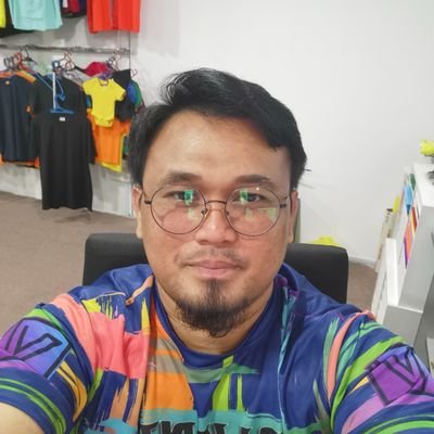 haziqhaico's profile picture. Families + Lovey + Businesses + friends + food + Badminton