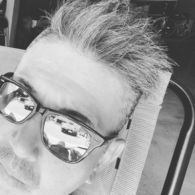 メガネのシオジリ代表 Twitterren 明日の手稲未来塾 ゴルフコンペ 明日のギアは 奥田民生 999 9コラボモデル 999 9feelsun レアアイテム メガネのシオジリ フォーナインズフィールサン サングラスファクトリー 奥田民生 ソロ活動25周年記念