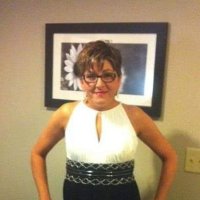 Karen Rolland - @KarenRolland17 Twitter Profile Photo