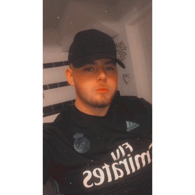 LiamBurford00's profile picture. 