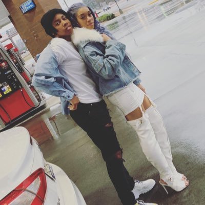 ā¼ļøšØOfficial Twitter of Zee&Mars šØā¼ļø | Separate accounts: @aliyaamour & @turnmeupbonezie | Instagram: @zeemars4l | SUBSCRIBE TO OUR YOUTUBE CHANNEL šŗš„