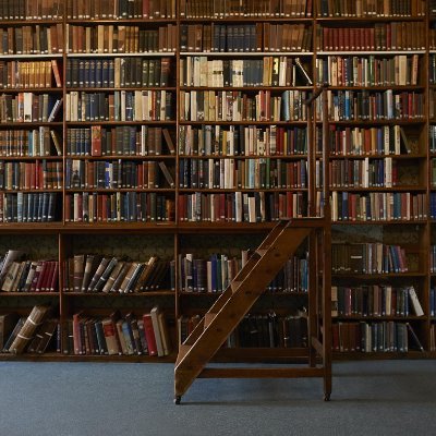 on_fuss's profile picture. THE WORLD OF BOOKS