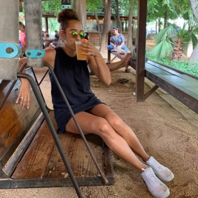 smhenry212's profile picture. |beat|the|case|