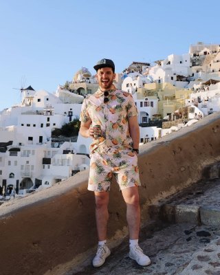 Front end developer working with Shopify and Shopify themes. Currently spending most of my time on https://t.co/TydNPYetH3. Music - https://t.co/gDL5x7W0MA