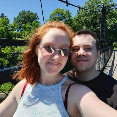 ShadowMcChicke1's profile picture. I play games and mess with my hair a lot.