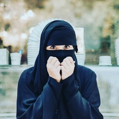 رغد العنزي المحللة الفنية والمالية في أسواق المال وتهتم بتقديم افضل التحليلات للاسواق العالمية والوساطة في البنوك الالكترونيه ودعم المستثمرين